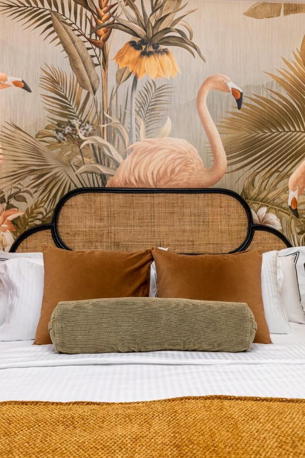 Holt - Birds Of Paradise Casa vacanze Bucarest